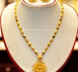 Gold necklace set in Nepal
